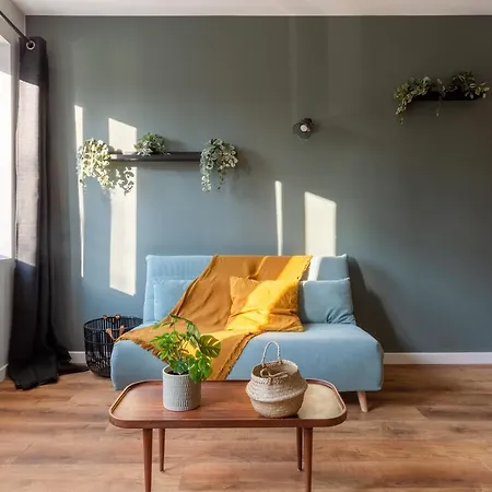 Travel Homes - The Parc, Next To Champ De Mars
