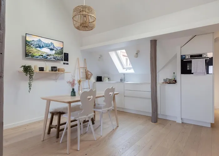 Travel Homes - The Parc, Next To Champ De Mars