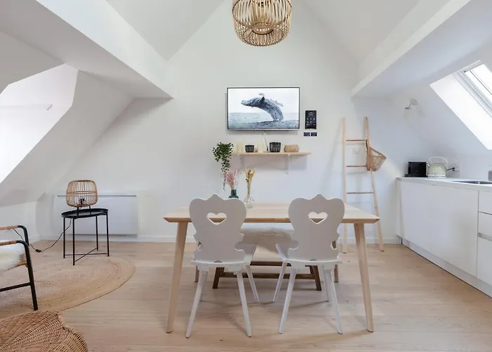 Travel Homes - The Parc, Next To Champ De Mars